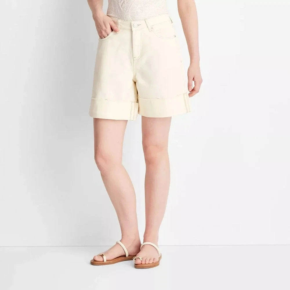 Bbc. Women's Mid-Rise Wide Cuff Baggy Denim Shorts - Cream 16 (Missing‎ Button)